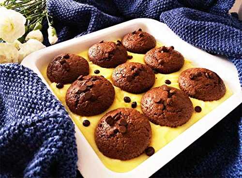 Double Chocolate Muffins in Vanilla Cream