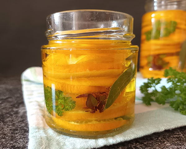 Preserved Lemons in Olive Oil