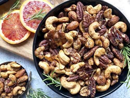 Roasted mixed nuts with rosemary
