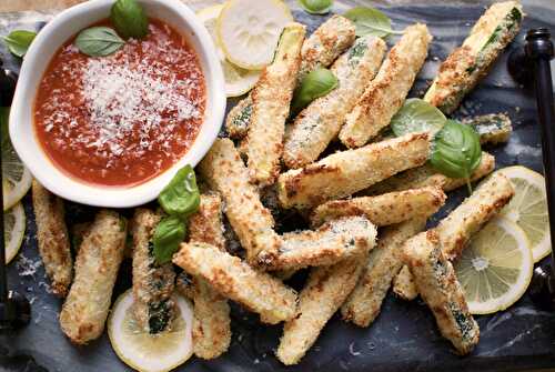 Healthy baked zucchini fries