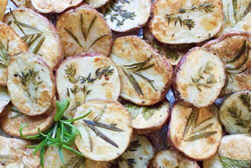 Dressed-up herb roasted potatoes