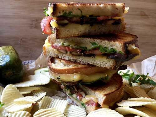 Smoked gouda grilled cheese sandwiches