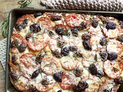 Cheesy focaccia with tomatoes & olives