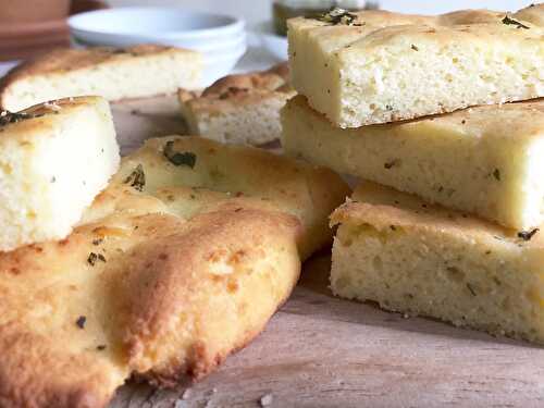 Low-carb focaccia with dipping sauce