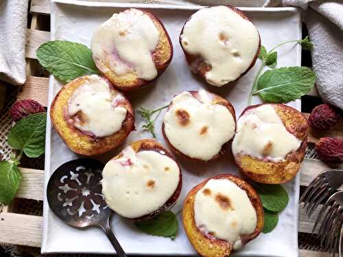 Cheesecake-stuffed peach halves