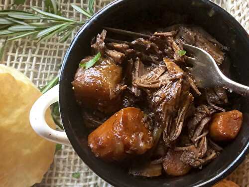 Scrumptious braised beef with flaky topping