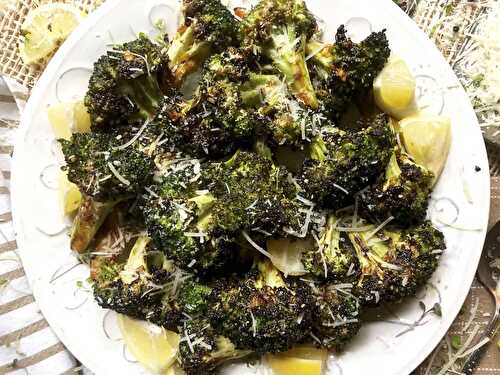 Grilled marinated broccoli spears