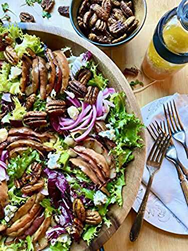 Chicory salad with grilled pears