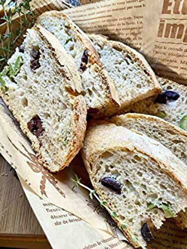 Olive bread with lemon & thyme