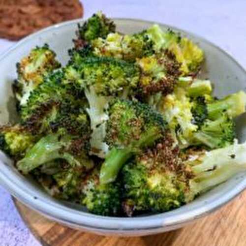 The most delicious roasted broccoli with parmesan and lemon