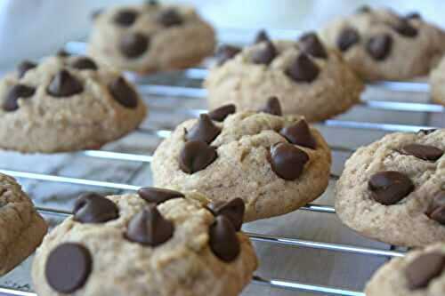 Chewy and Fluffy Chocolate Chip Cookies