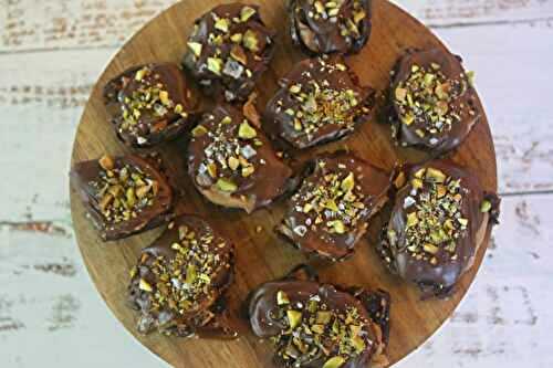 Almond Pistachio Date Bites