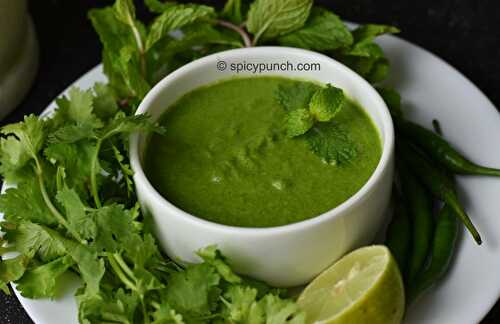 Green chutney recipe or indian dhania pudina chutney recipe