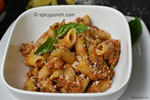 Red sauce pasta recipe | tomato sauce pasta recipe