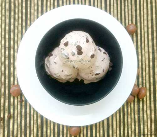 Vanilla chocolate chip ice cream recipe | chocolate chip ice cream