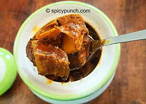 Kachche Aam ka achaar recipe | Spicy Raw Mango Pickle recipe