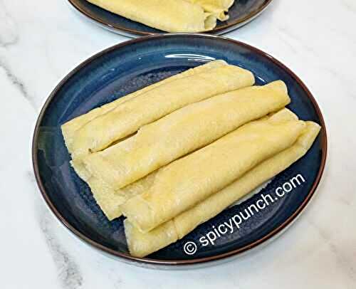 Sujir Patishapta Pitha with kheer filling - recipe with video