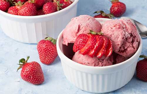 Vegan Strawberry Ice Cream