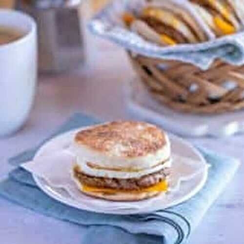 Breakfast Sandwiches with Egg