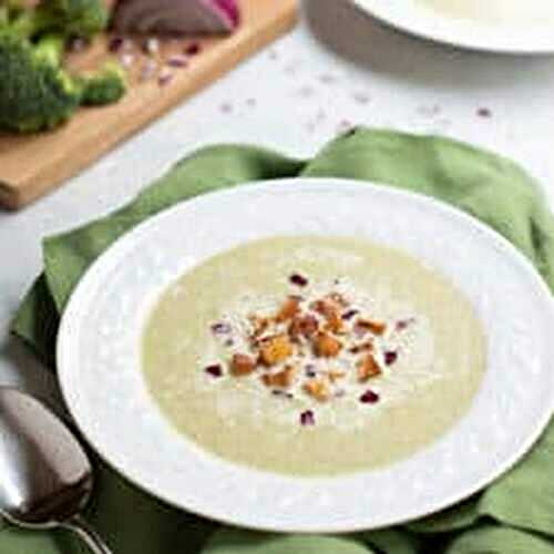 Healthy Broccoli Soup with Potato Croutons