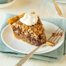 Chocolate Chip Pecan Pie