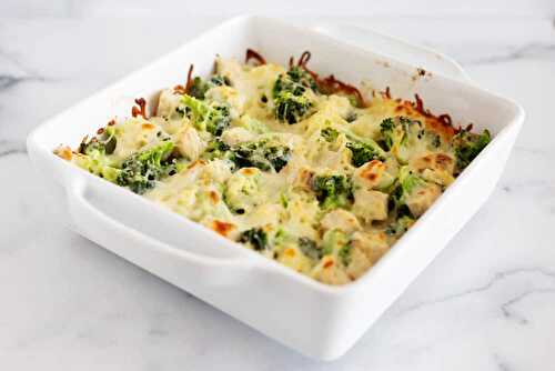 Cheesy Chicken and Broccoli Spaghetti Squash Bake
