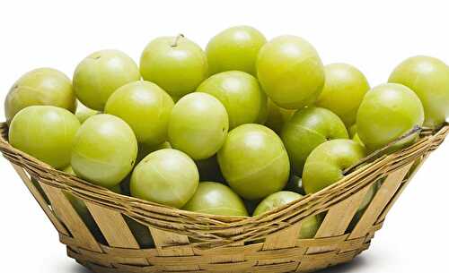 9 Health Benefits Of Amla (Indian Gooseberry)