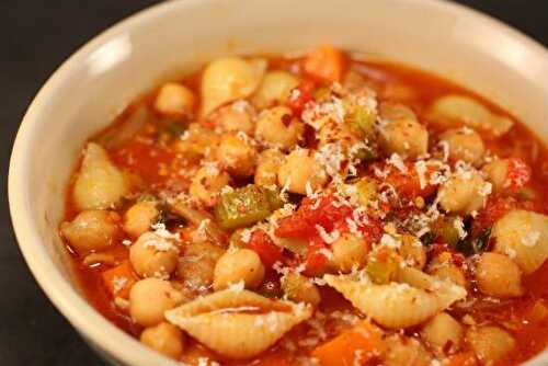 Chickpeas and Pasta Soup Recipe – Awesome Cuisine