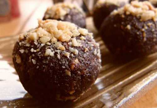 Chocolate Nuts Balls Recipe – Awesome Cuisine