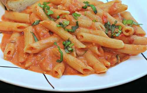 Creamy Pasta with Vodka Recipe – Awesome Cuisine
