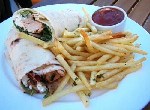 Greek Style Chicken Wraps Recipe – Awesome Cuisine