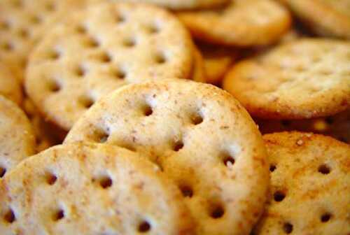 Homemade Wheat Crackers Recipe – Awesome Cuisine