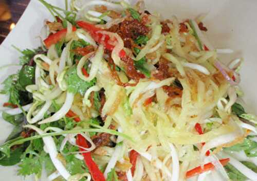 பப்பாளி மாங்காய் சாலட் - Green Papaya Mango Salad Recipe in Tamil