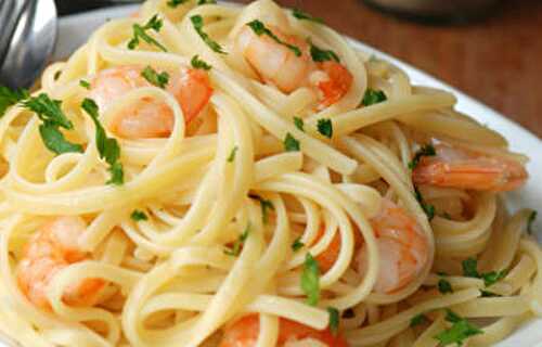 Pasta with Prawns and Zucchini Recipe – Awesome Cuisine