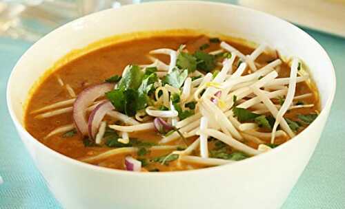 Thai Red Curry Chicken Noodle Soup Recipe – Awesome Cuisine