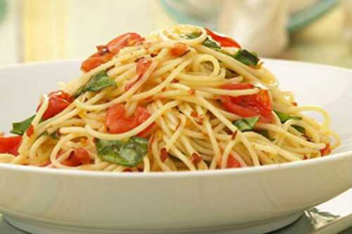 Tomato Garlic Pasta Recipe – Awesome Cuisine