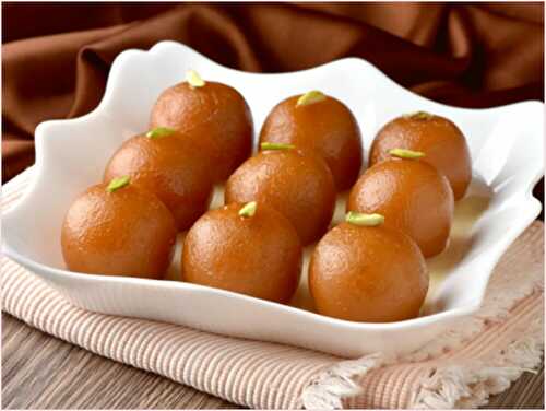 Bread Gulab Jamun with Khoya