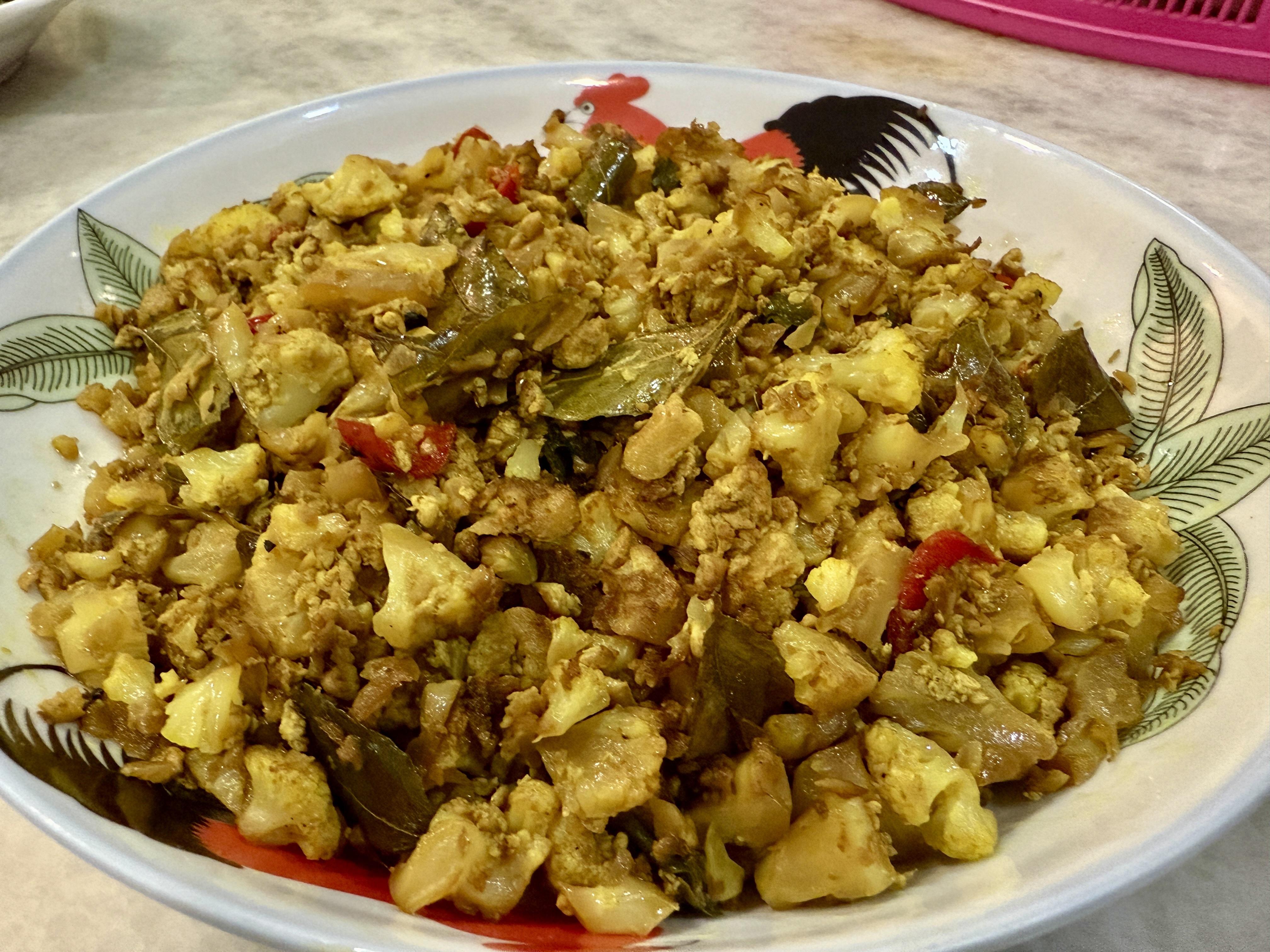 Cauliflower and Bottle Gourd Rice