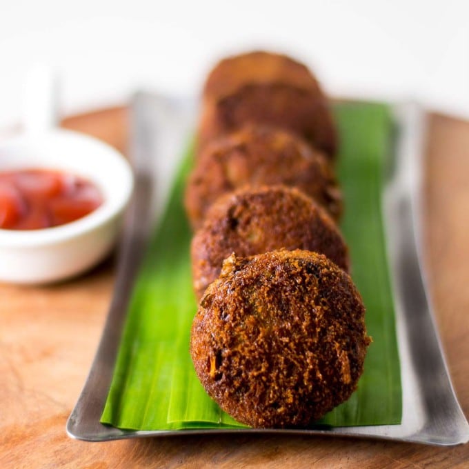 Vazhaipoo Cutlet (Banana Flower Cutlet)
