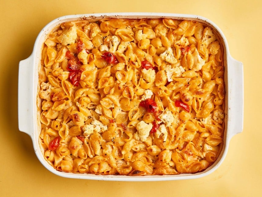 Cauliflower and Noodles baked in Tomato Sauce