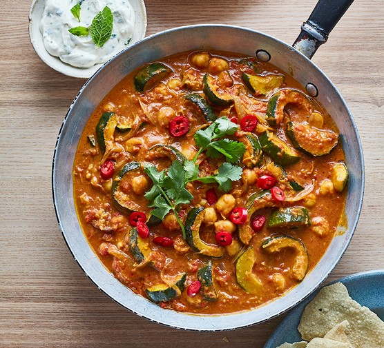 Zucchini Curry with Tomatoes