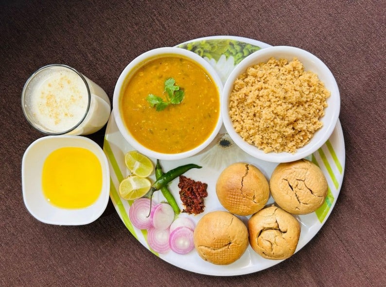 Daal Baati