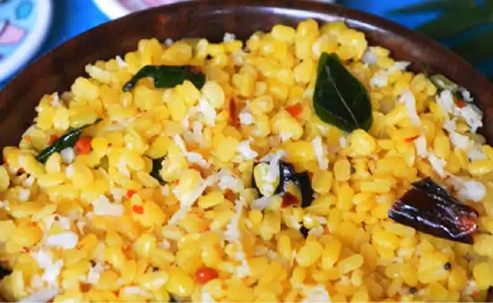 Pasi Paruppu Sundal (Moong Dal Sundal)
