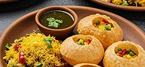 What Are 15 Famous Mumbai Street Food Dishes?