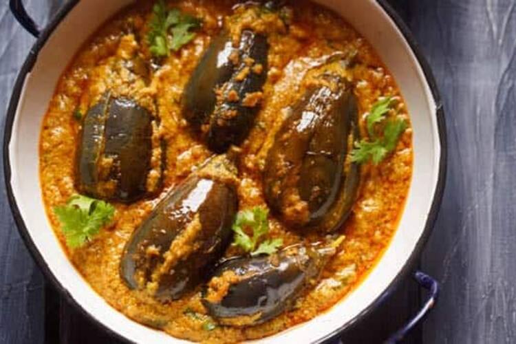Sagalay (Stuffed Brinjal Poriyal)