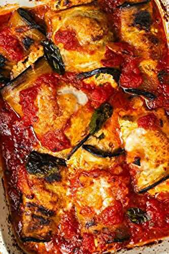 Brinjals baked in Vegetable Sauce