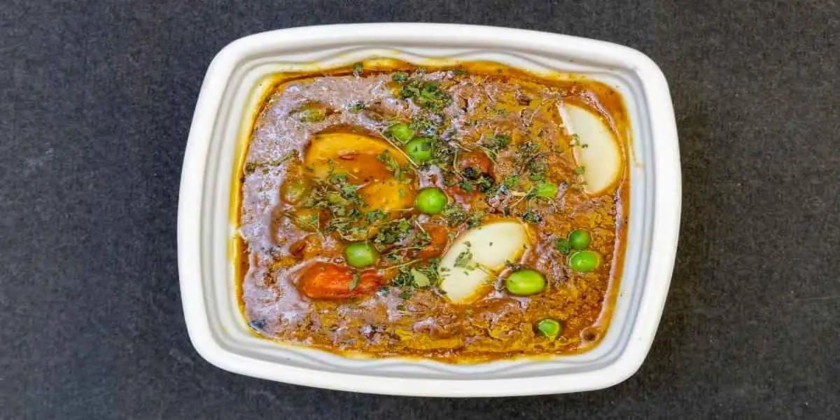 Paneer Egg Peas Kurma