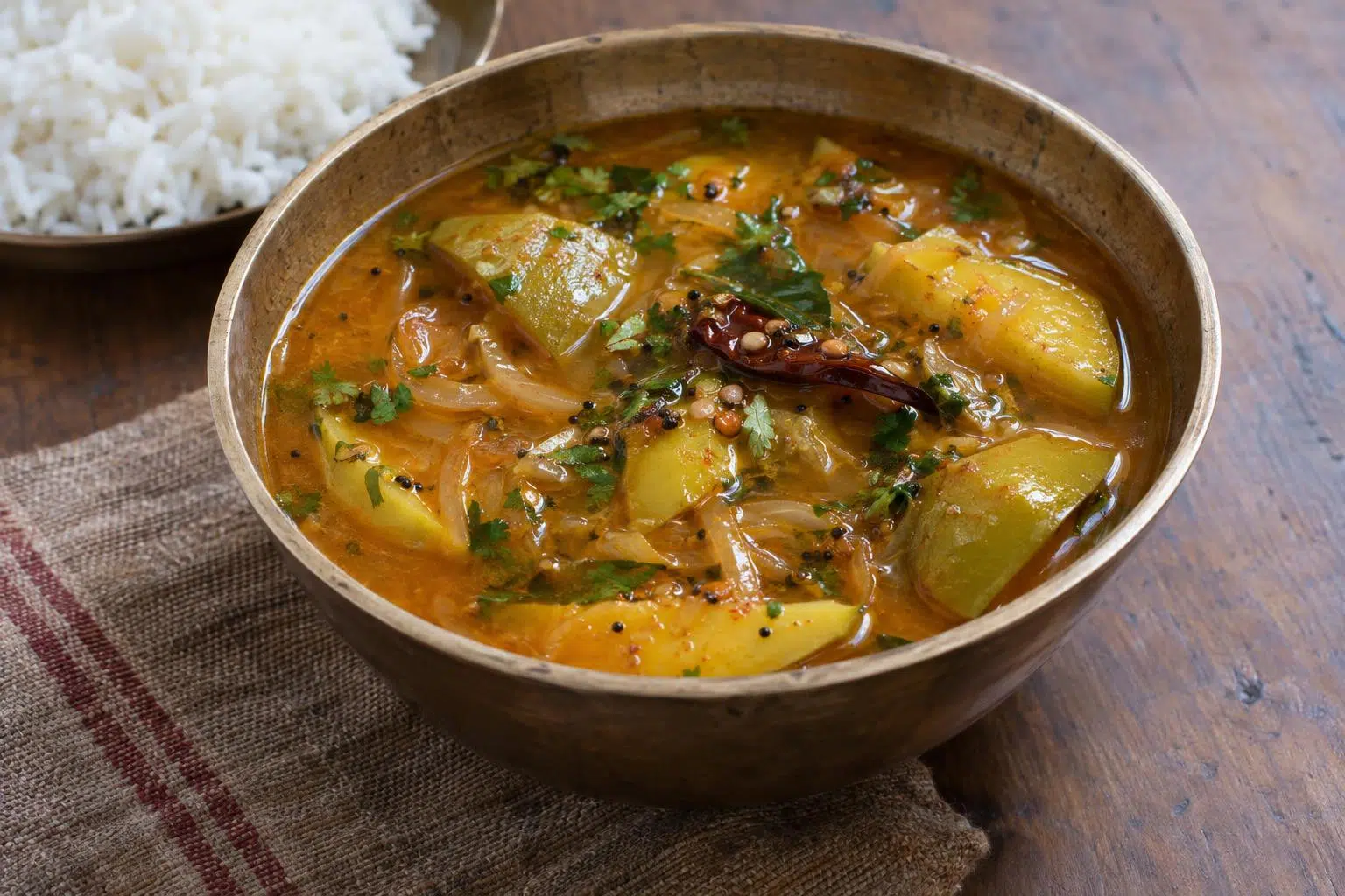 Kairi Khatta (Raw Mango Gravy)