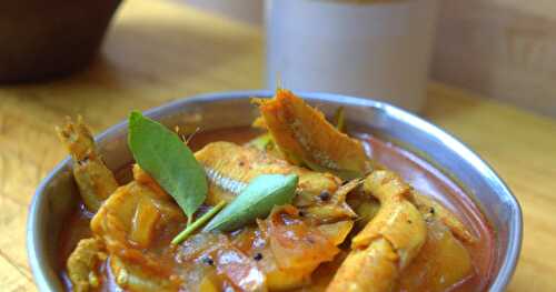 Anchovies Fish Curry | Nethili Meen Kuzhambu | Gravy For Rice | Raw Mango Fish curry 
