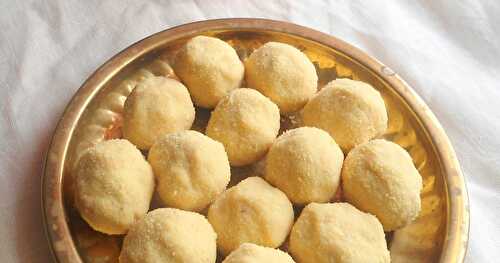 Besan-Cashew Khoya laddo | Festive Sweet Recipe